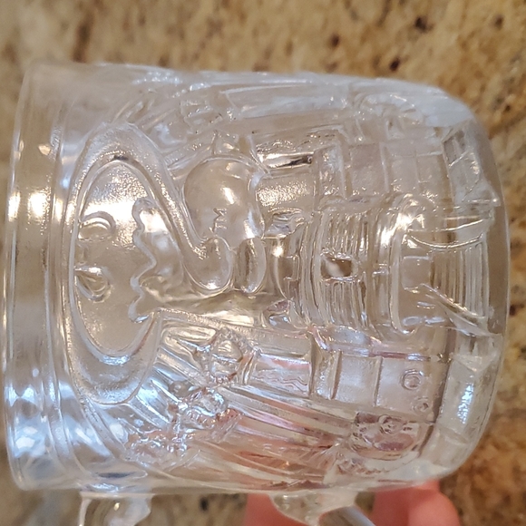 Set of 4 vintage Batman embossed glass mugs - Picture 11 of 15